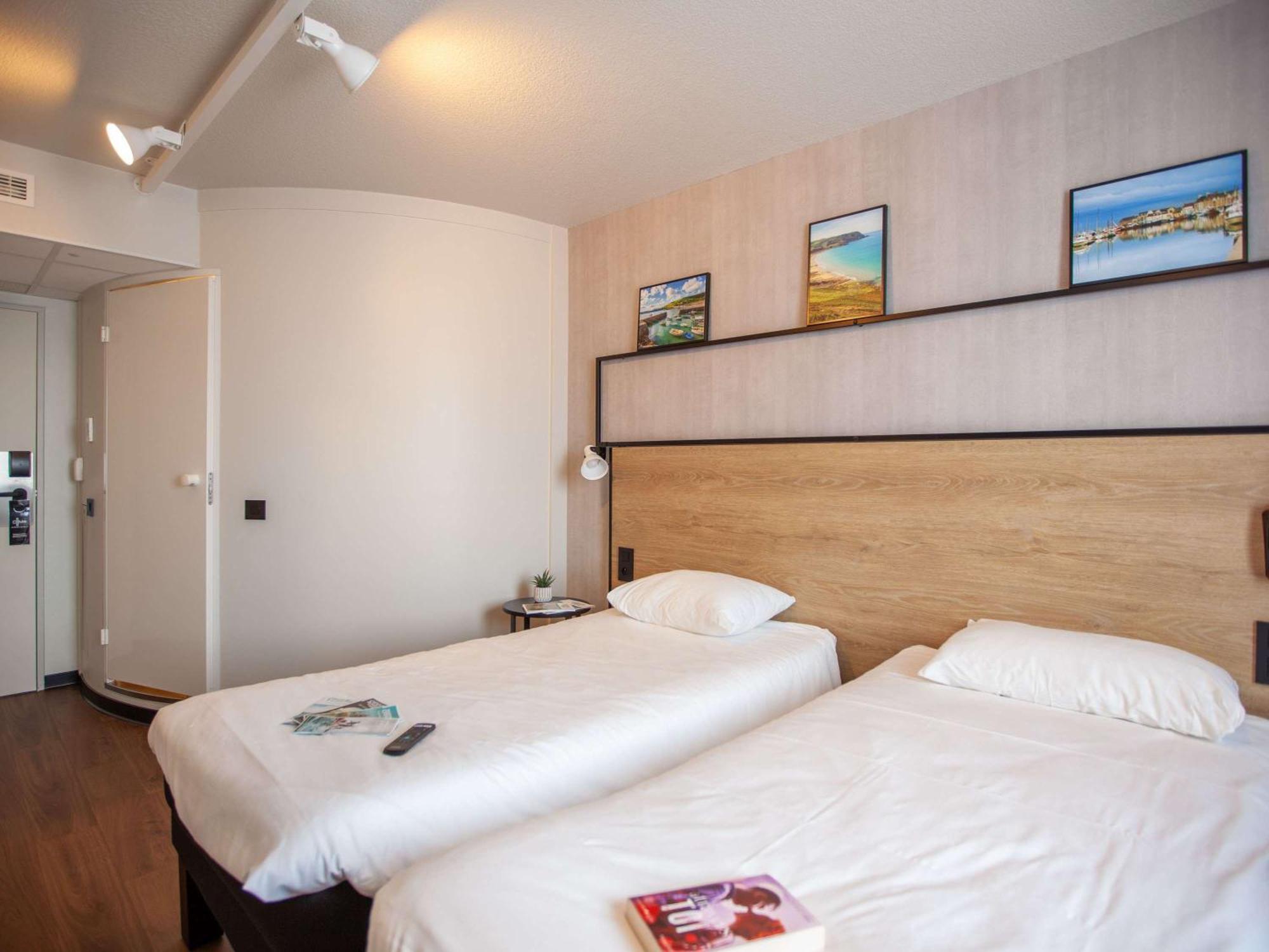 Ibis Cherbourg La Glacerie Buitenkant foto